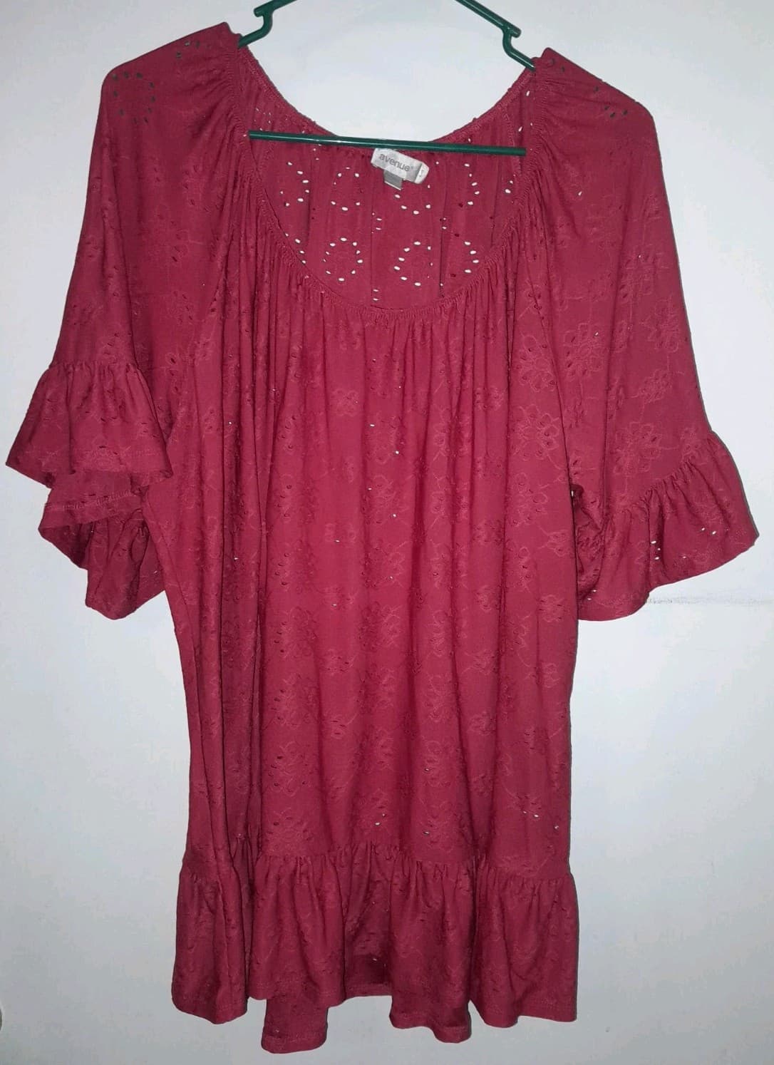 Avenue Red Eyelet Bell Ruffled Sleeves Ruffled Bottom Women’s Plus Size 3X - Thumbnail 3