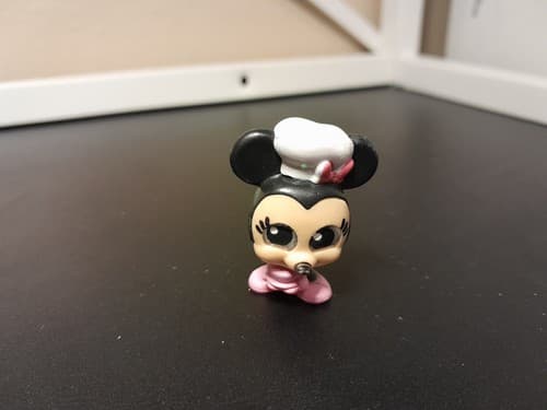 Disney Doorables Series 8 - Scented MINNIE MOUSE (Special Edition) - Image 1