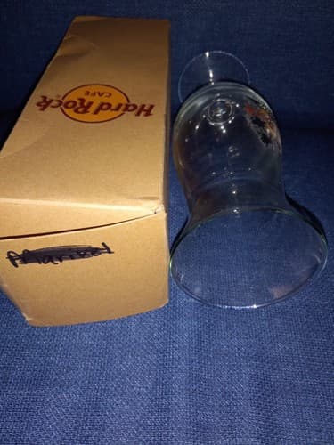 Hard Rock Cafe San Antonio Hurricane Glass 9 inches tall GUC Souvenir Glass - Thumbnail 3