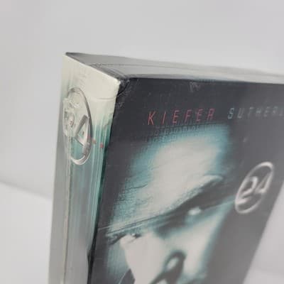 24 Season 2 DVD 7 Disc Collector Edition Kiefer Sutherland NEW SEALED - Thumbnail 4