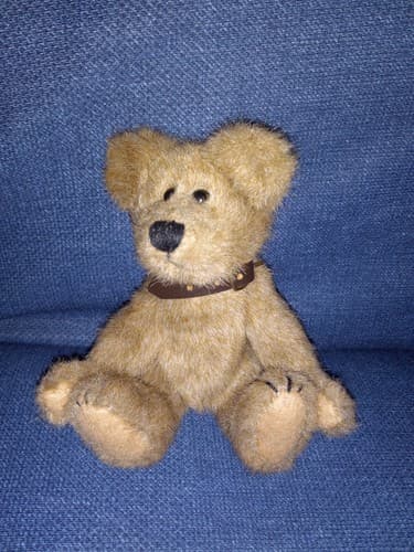 The Boyds Collection JB Bean Series Teddy Bear Studded Collar 1985-96 Rare - Image 1