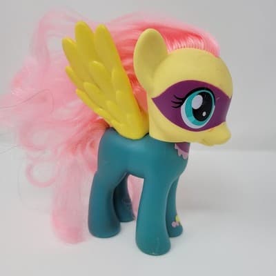 MY LITTLE PONY Pegasus Figure Pink Hair Yellow Wings Hasbro 2010 Colorful Toy - Image 1