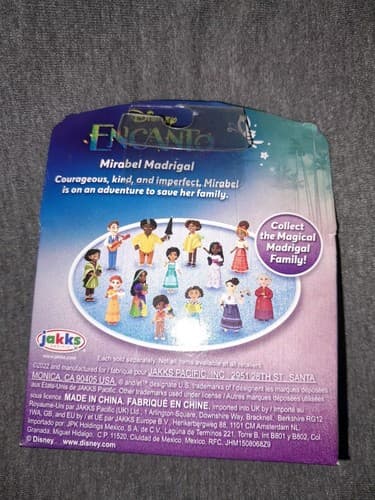 Disney ENCANTO Movie 3" Action Figure MIRABEL MADRIGAL w/ Accordion Jakks New - Thumbnail 3