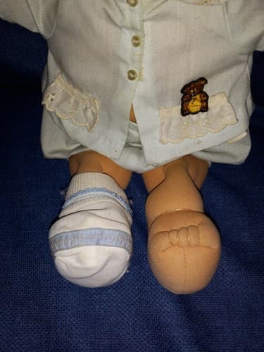 Cabbage Patch Kid Uneeda Doll Rare Mcmlxxx Plastic head Cloth Body Green eyes 85 - Thumbnail 2