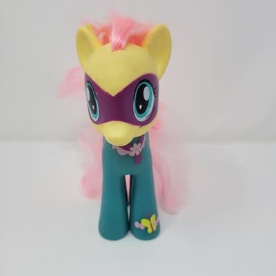 MY LITTLE PONY Pegasus Figure Pink Hair Yellow Wings Hasbro 2010 Colorful Toy - Thumbnail 3