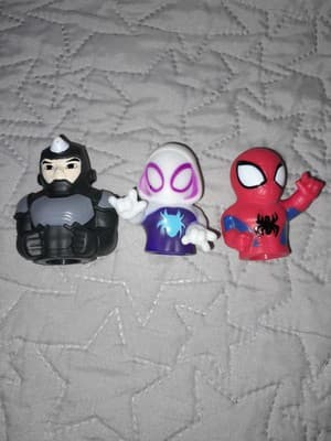 Disney Junior Marvel Spidey And His Amazing Friends 3 Finger Bath Puppets - Thumbnail 2