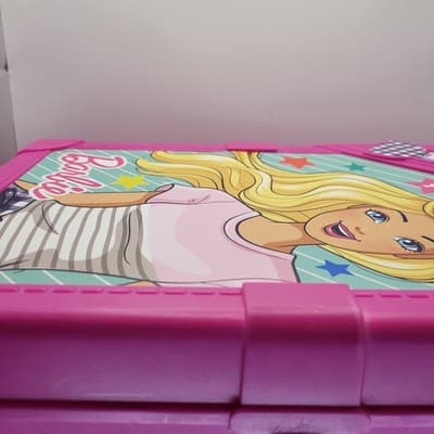 Mattel Barbie Fashion Trunk Hot Pink 8-Doll Storage Case Vanity Mirror - Thumbnail 12