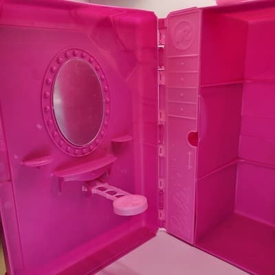 Mattel Barbie Fashion Trunk Hot Pink 8-Doll Storage Case Vanity Mirror - Thumbnail 9