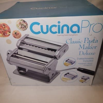 CucinaPro Classic Pasta Maker Deluxe 3 Attachments Spaghetti Ravioli - Image 1