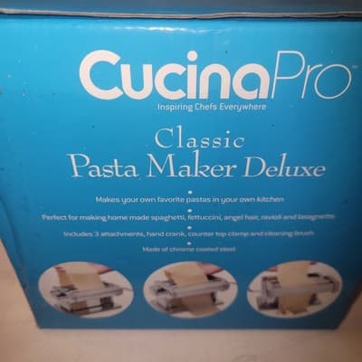CucinaPro Classic Pasta Maker Deluxe 3 Attachments Spaghetti Ravioli - Thumbnail 3