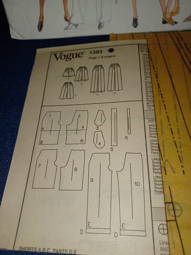 VOGUE 1383 BASIC DESIGN PATTERN Wide Leg Pants Micro Shorts SIZE 12 14 16 Uncut - Thumbnail 2