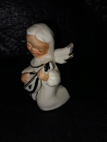 Vintage Japan Kneeing Angel Playing Lute Figurine 3.5 Inches - Thumbnail 7