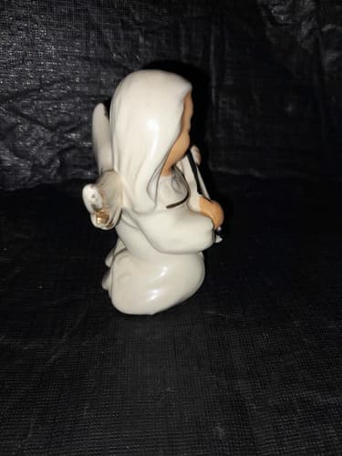 Vintage Japan Kneeing Angel Playing Lute Figurine 3.5 Inches - Thumbnail 4