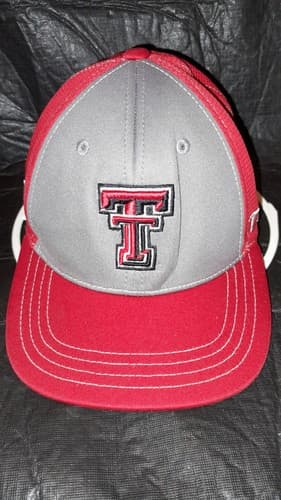 Texas Tech Red Gray Hat Top Of The World Memory Memory Fit One Size 2016 Youth - Image 1