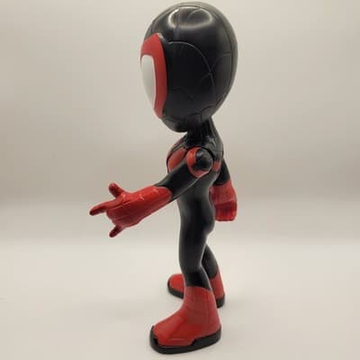 Marvel Miles Morales SpiderMan 9” Figure Hasbro 2021 Red Black #3988 Spider-Man - Thumbnail 5