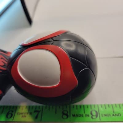 Marvel Miles Morales SpiderMan 9” Figure Hasbro 2021 Red Black #3988 Spider-Man - Thumbnail 8