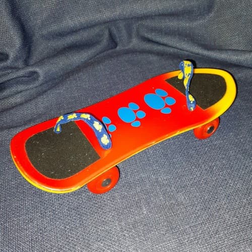 Build A Bear Skateboard Red Flames Paw Print w/Strap Plastic Toy BAB Accessories - Thumbnail 2