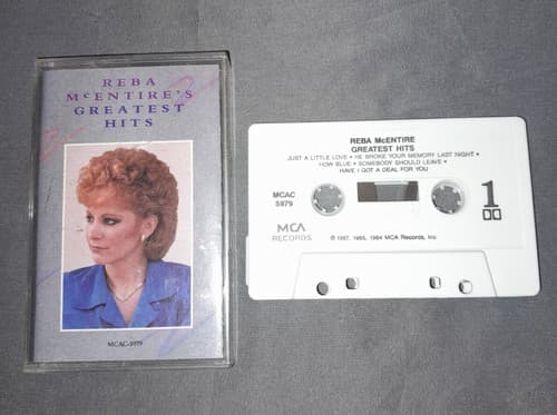 Reba McEntires Greatest Hits Cassette w/ Original Case And Insert 1987 - Image 1