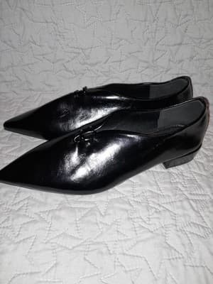 Spring Women’s Pumps Size 42 Narrow Black Faux Leather Pointed Toe Block Heel - Image 1