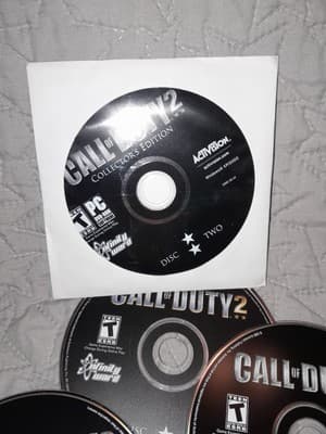 Call Of Duty 2 PC CD ROM 6 Disc Set Manual Slip Cover Bonus Disk #2 Vintage - Thumbnail 4