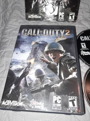 Call Of Duty 2 PC CD ROM 6 Disc Set Manual Slip Cover Bonus Disk #2 Vintage - Thumbnail 5