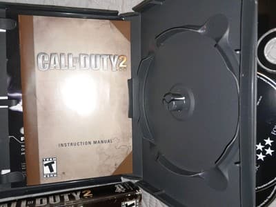 Call Of Duty 2 PC CD ROM 6 Disc Set Manual Slip Cover Bonus Disk #2 Vintage - Thumbnail 6