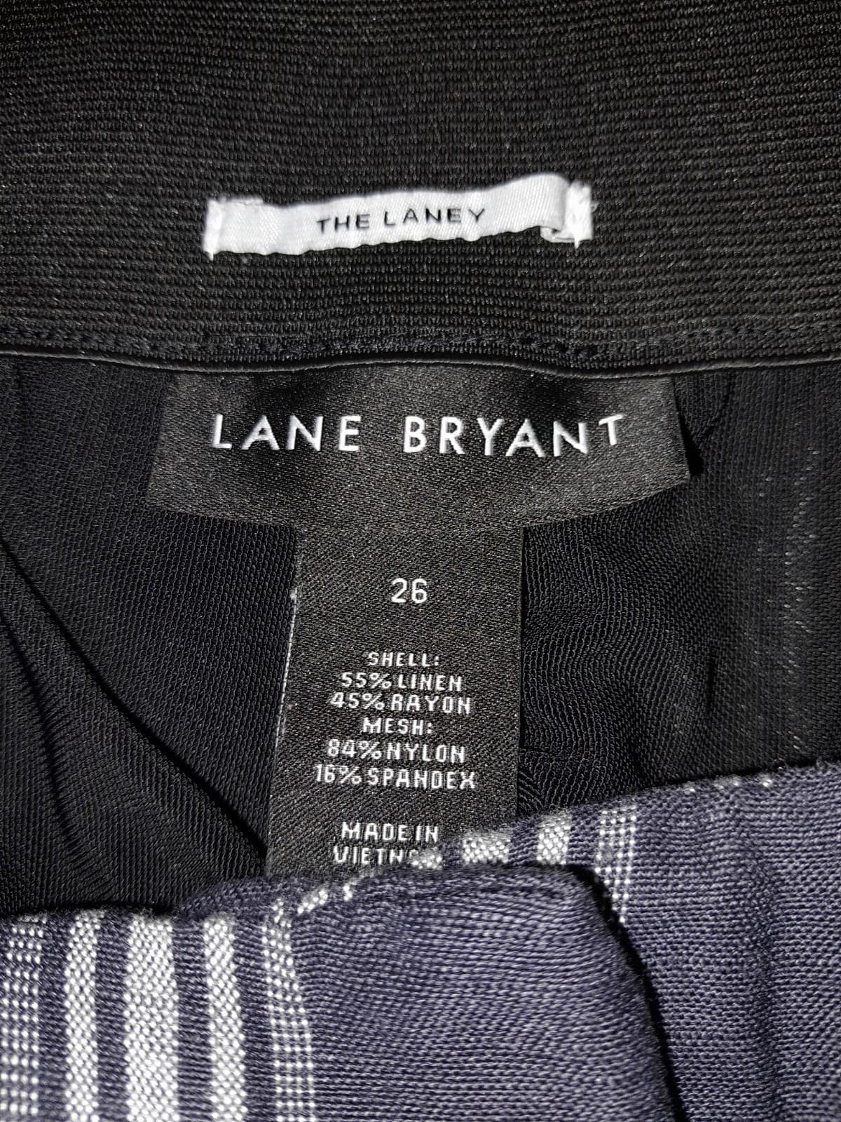 Lane Bryant 26 The Laney Black Striped Cropped Pant Casual Comfort 50"x20.5" - Thumbnail 4