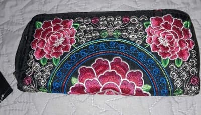 Cantata Embroidered Floral Clutch Wallet Large Zippered Wristlet NWT Boho Chic - Thumbnail 2