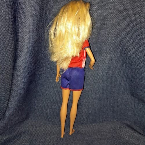 Mattel Barbie Doll You Can Be Anything Athlete Soccer Player 2019 Blonde Blue - Thumbnail 5