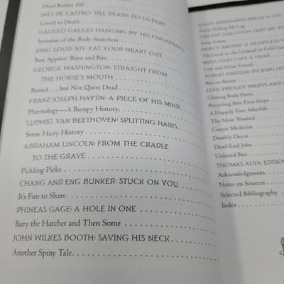 THEY LOST THEIR HEADS Book Carlyn Beccia 2018 Scholastic Paperback - Thumbnail 11
