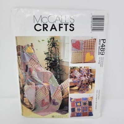 MCCALLS P489 Crafts Sewing Pattern 489 Quilt Throw Pillow Rag Style Patchwork - Image 1