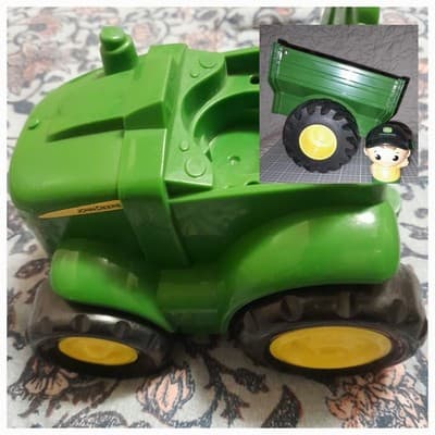John Deere TOMY Monster Tread Plastic Tractor w/ Wagon & Mega Bloks Buddies Fig. - Image 1