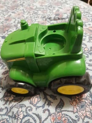 John Deere TOMY Monster Tread Plastic Tractor w/ Wagon & Mega Bloks Buddies Fig. - Thumbnail 12