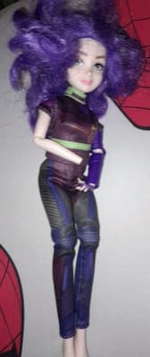 Disney Descendants 3 Evil Mal Doll Hasbro Target Exclusive - Thumbnail 3