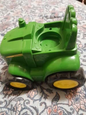 John Deere TOMY Monster Tread Plastic Tractor w/ Wagon & Mega Bloks Buddies Fig. - Thumbnail 11