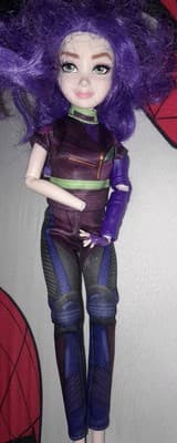 Disney Descendants 3 Evil Mal Doll Hasbro Target Exclusive - Thumbnail 2