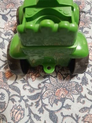 John Deere TOMY Monster Tread Plastic Tractor w/ Wagon & Mega Bloks Buddies Fig. - Thumbnail 13