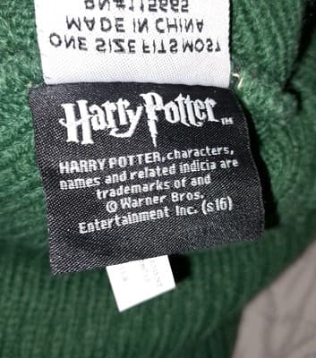 Harry Potter Slytherin Crest Logo Knit Cuff Pom Beanie Hat Cap L/XL Bonus Flag - Thumbnail 8