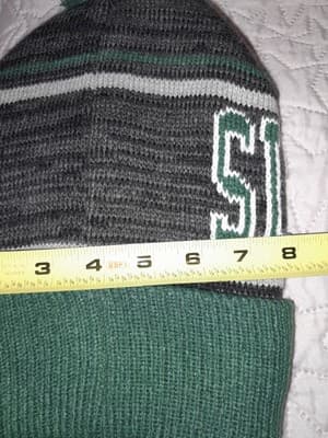 Harry Potter Slytherin Crest Logo Knit Cuff Pom Beanie Hat Cap L/XL Bonus Flag - Thumbnail 5