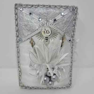 First Communion Keepsake Bible Spanish Nuevo Testamento White Silver Baptism - Image 1