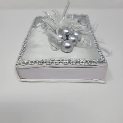 First Communion Keepsake Bible Spanish Nuevo Testamento White Silver Baptism - Thumbnail 6