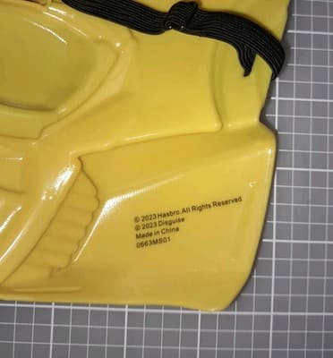 Transformers Rise of the Beasts Roleplay Mask Bumblebee Costume Wall Plaque - Thumbnail 5