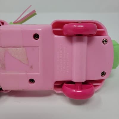 My Little Pony G3 Strawberry Swirl & Scootin Along Pink Vespa Scooter '04 Hasbro - Thumbnail 12