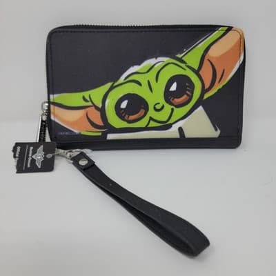 Buckle Down Mandalorian Grogu Baby Yoda Wristlet Wallet Zip Around NWT - Thumbnail 2