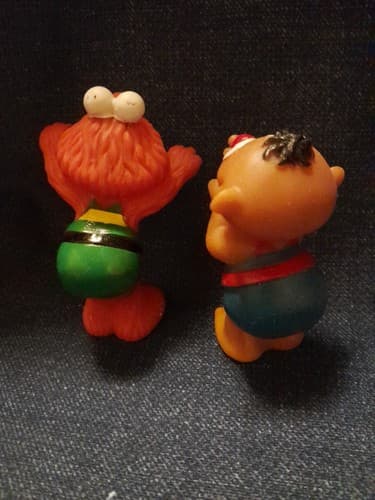 1998 Henson, Ernie & Elmo in a swimsuit, Sesame Street Character - Thumbnail 4