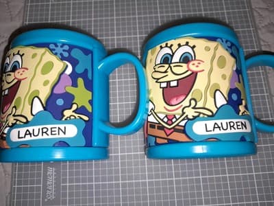 2x UNIVERSAL STUDIOS Embossed Cups Name Of LAUREN & Sponge Bob Child Cup Mug SET - Thumbnail 3