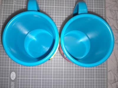 2x UNIVERSAL STUDIOS Embossed Cups Name Of LAUREN & Sponge Bob Child Cup Mug SET - Thumbnail 6