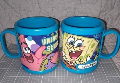2x UNIVERSAL STUDIOS Embossed Cups Name Of LAUREN & Sponge Bob Child Cup Mug SET - Thumbnail 4