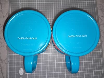 2x UNIVERSAL STUDIOS Embossed Cups Name Of LAUREN & Sponge Bob Child Cup Mug SET - Thumbnail 9