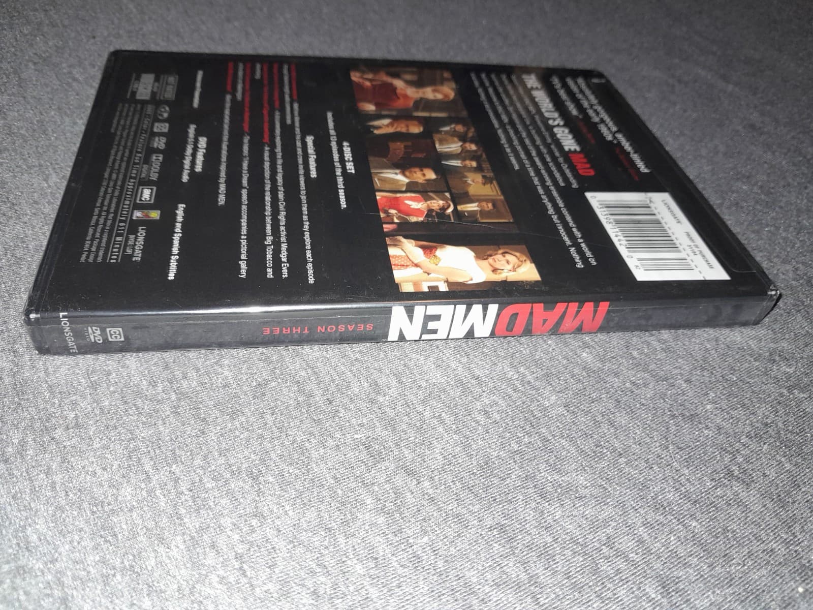 Mad Men: Season 3 Three (DVD, 2009, Widescreen) Jon Hamm Elisabeth Moss! - Thumbnail 3